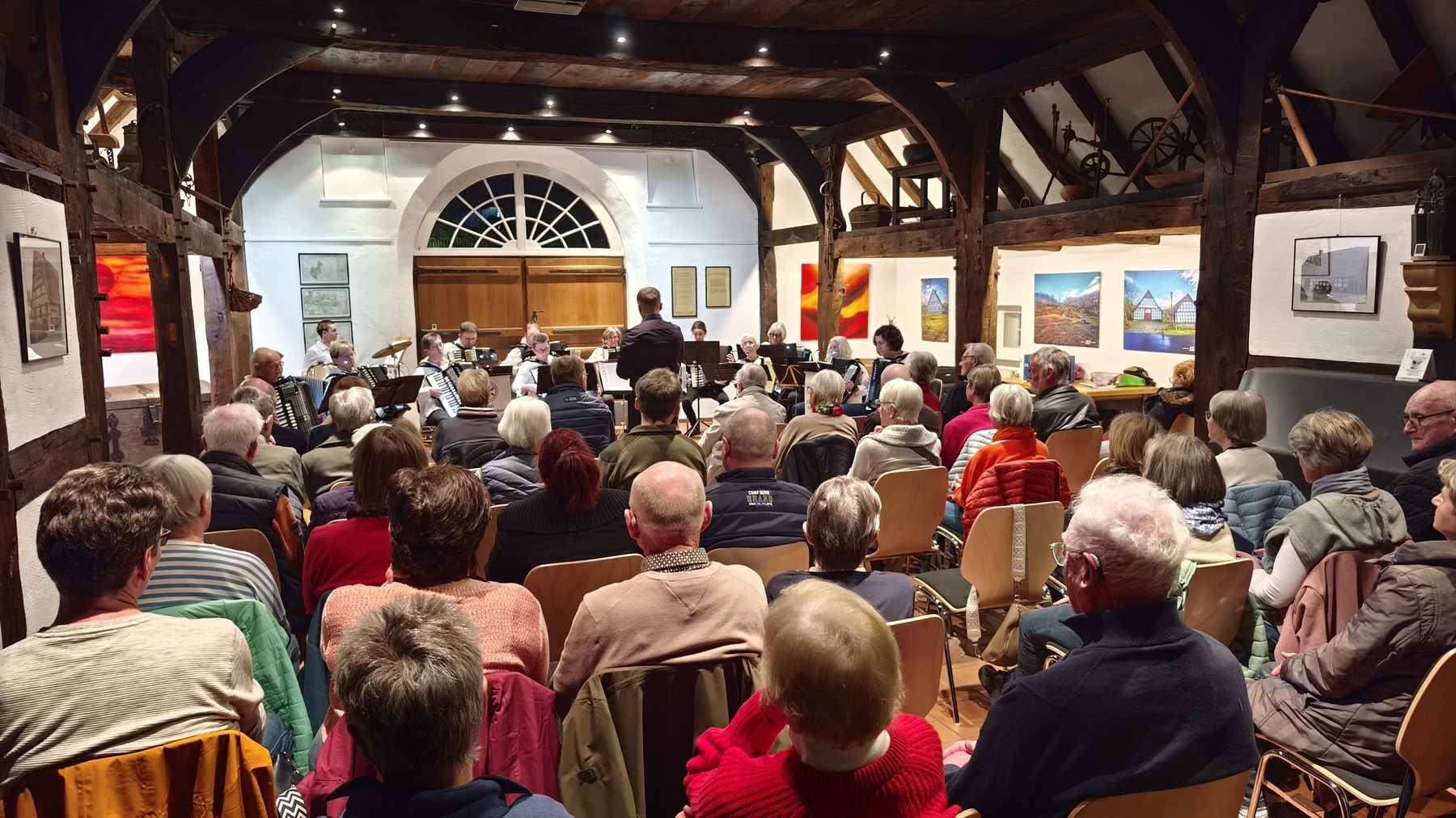 Ein Orchester, das den Raum sprengt